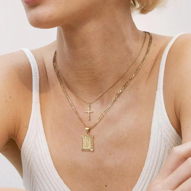 Necklace set with cross and initial | Gold