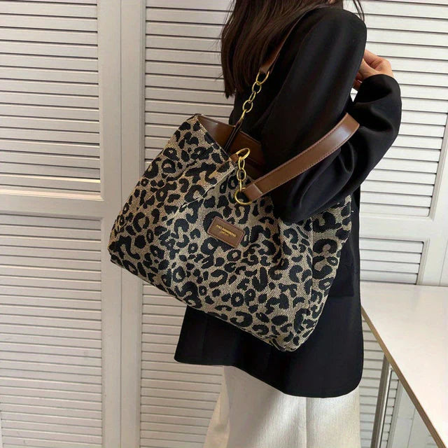 Flora™ | Stylish Leopard Print Bag