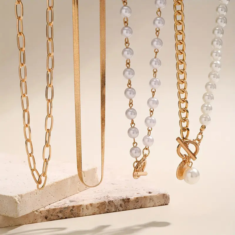 Vintage pearl necklace with a gold snake chain – set