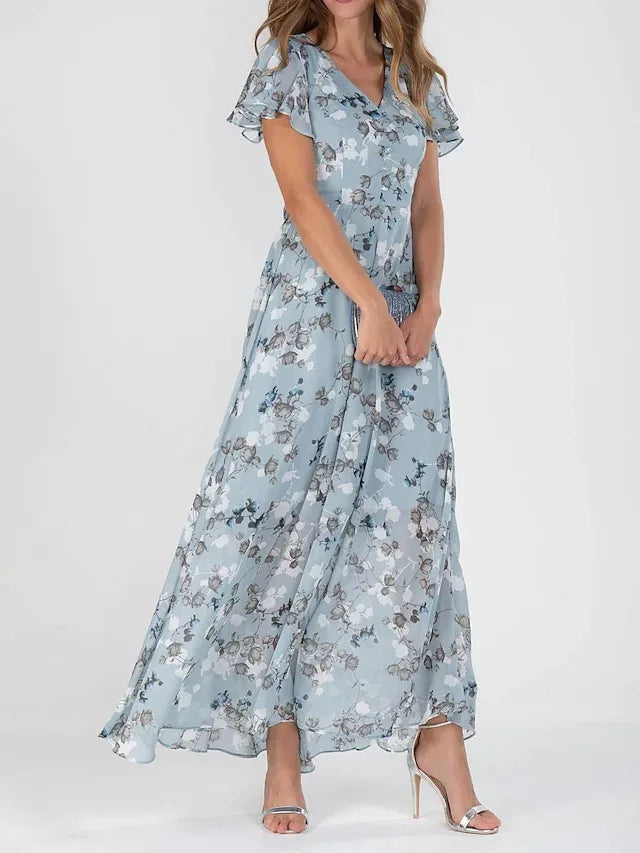 Glamorous dress that covers the abdomen