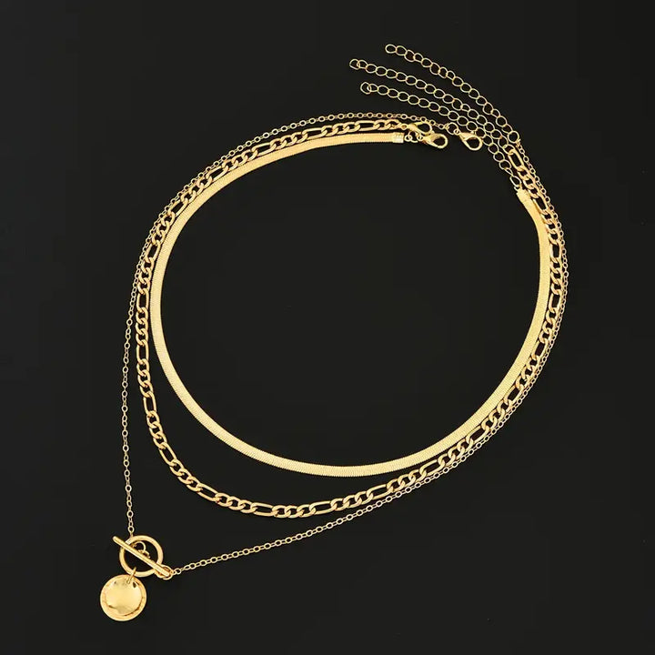 Savira Layered Necklace with Textured Coin | Gold