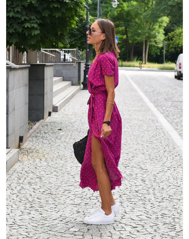 Julia™ | Elegant Dress with V-Neck & Shaping Cut