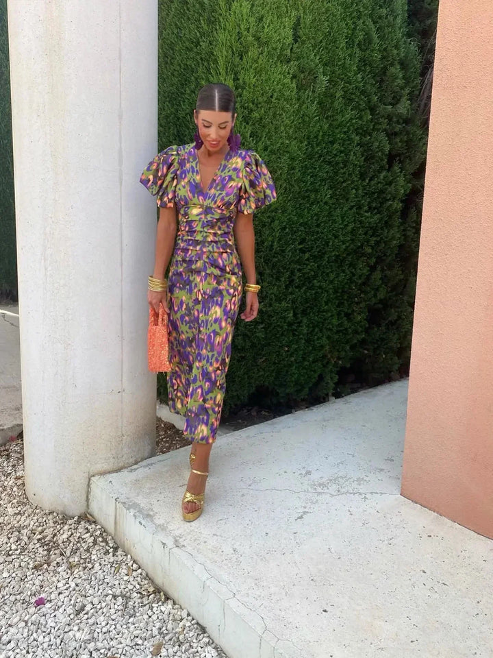 Loren - Vibrant Midi Dress with Voluminous Sleeves