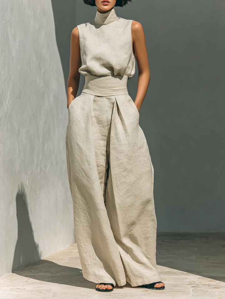 Aurora • Two-piece set consisting of a sleeveless beige top in a cotton-linen blend and wide-leg pants