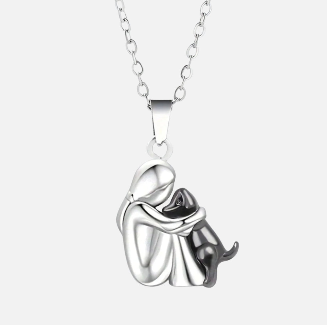 Morelli™ | Hug Pendant Necklace